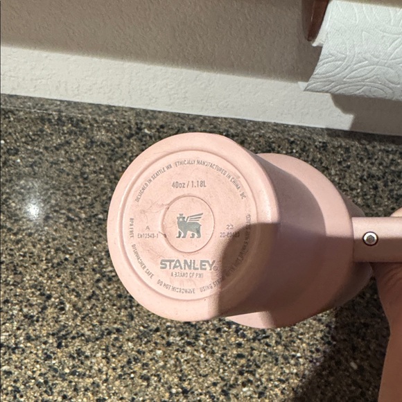 STANLEY Quencher Blush Pink 40oz - Picture 4 of 6